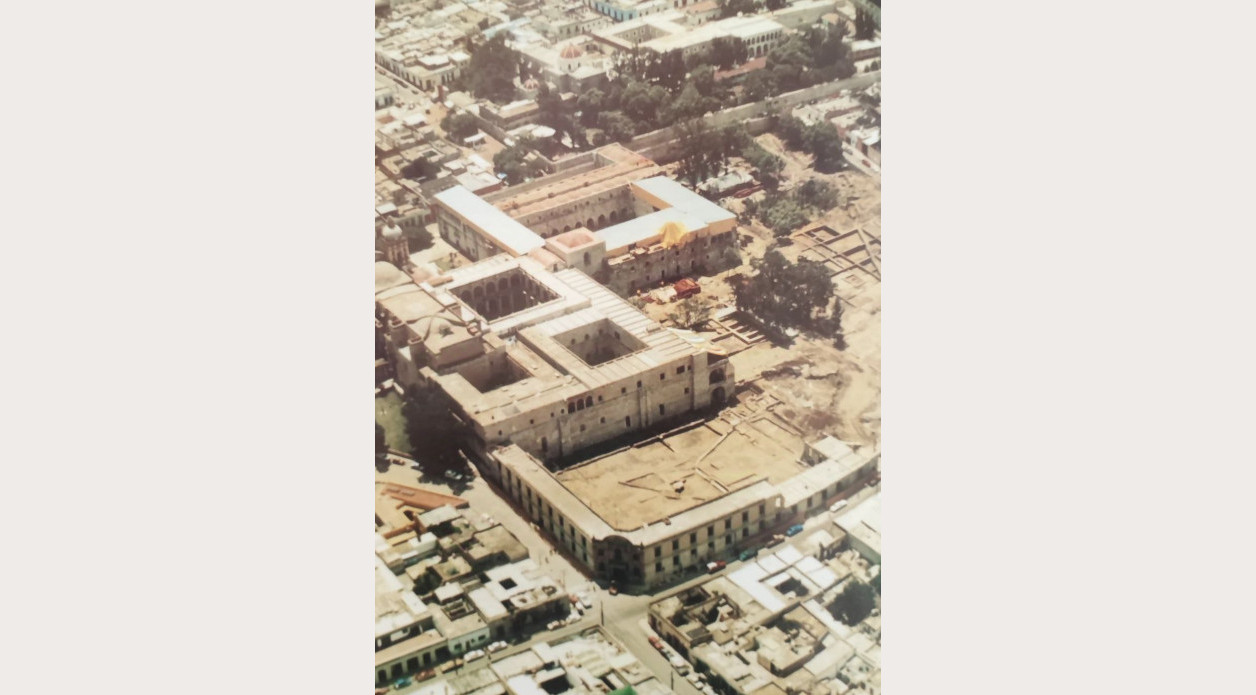 Toma aérea de la construcción